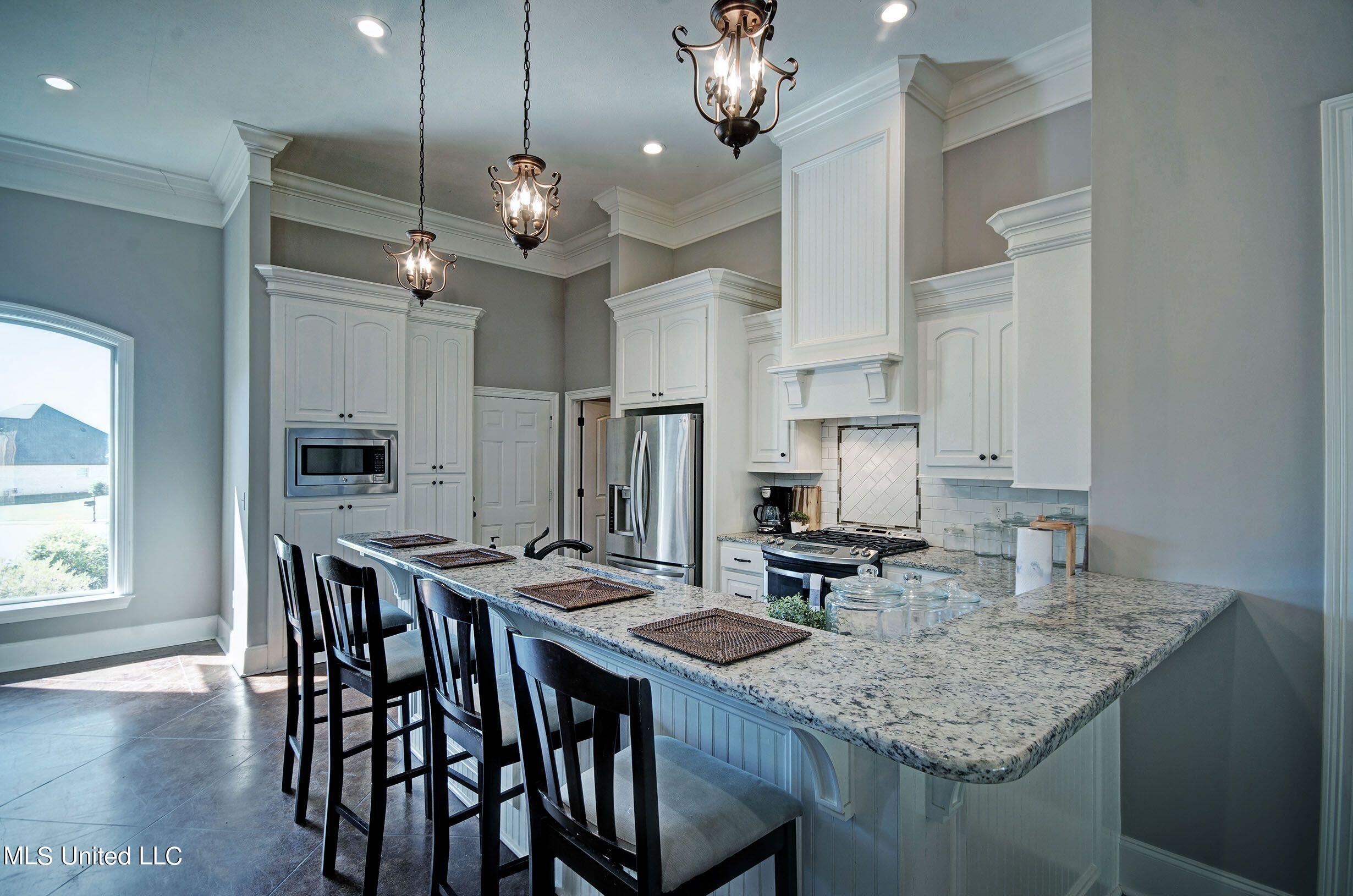 148 Provonce Park Brandon, MS 39042 - Photo 5 of 20 148 Provonce kitchen