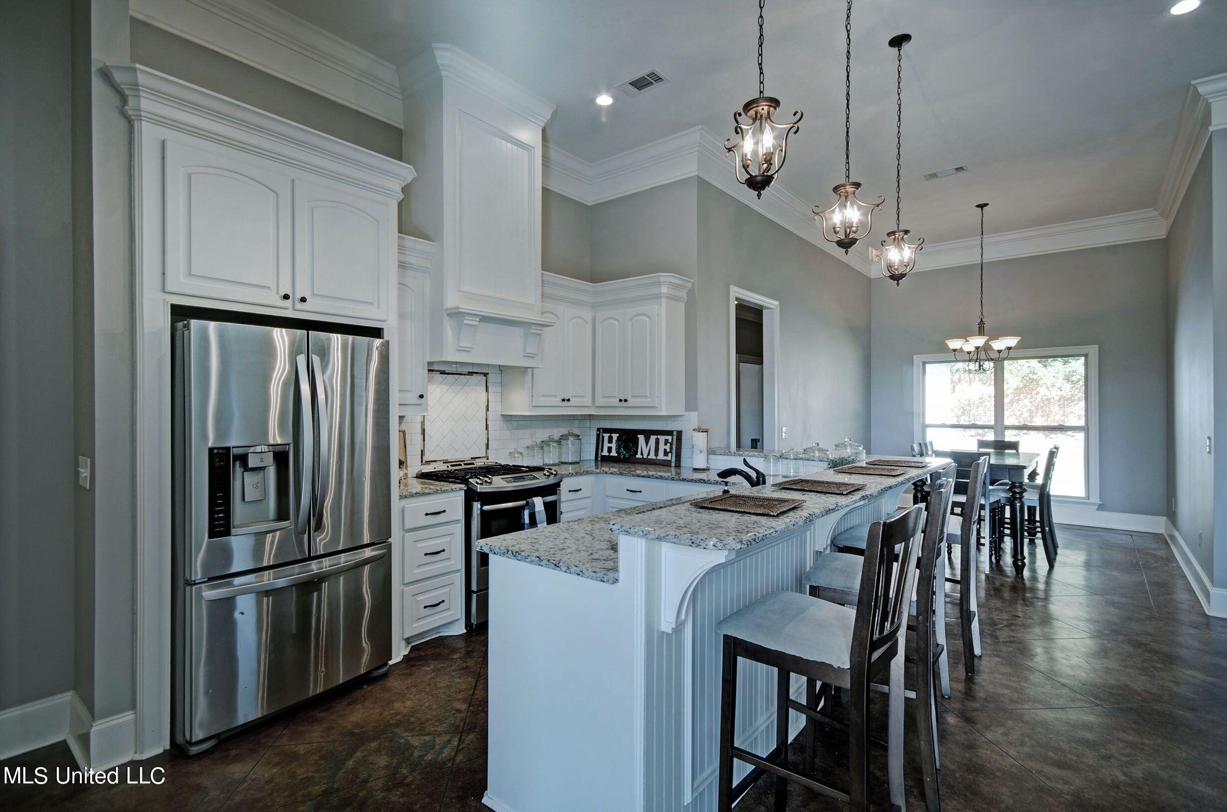 148 Provonce Park Brandon, MS 39042 - Photo 6 of 20 148 Provonce kitchen1