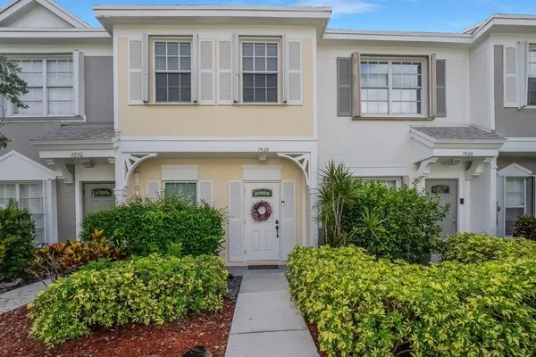 $350,000 | 7928 Sanibel Drive, Tamarac, FL 33321