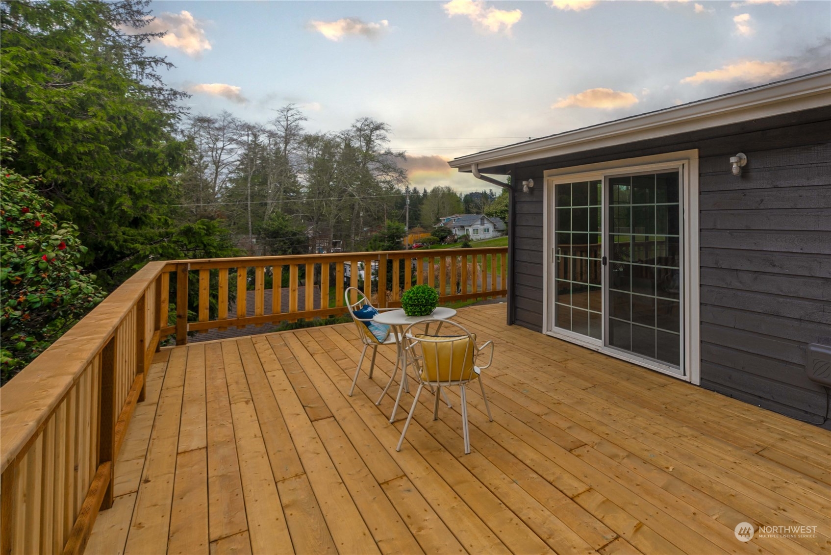 2004 North E Street Aberdeen, WA 98520 - Photo 26 of 38 a view of balcony with wooden floor and seating space