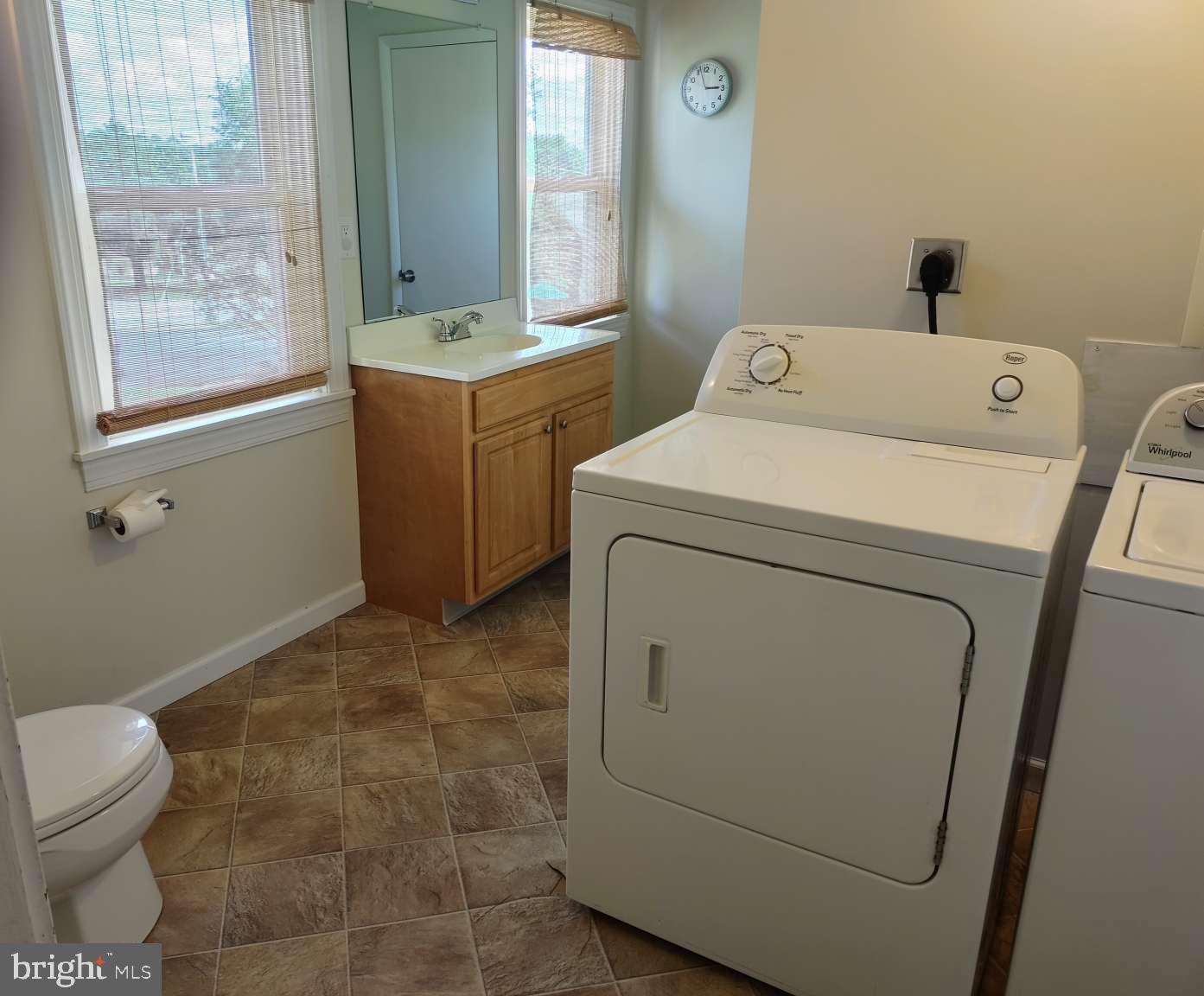 762 Paradise Road York, PA 17406 - Photo 18 of 19 Gallery Image 18