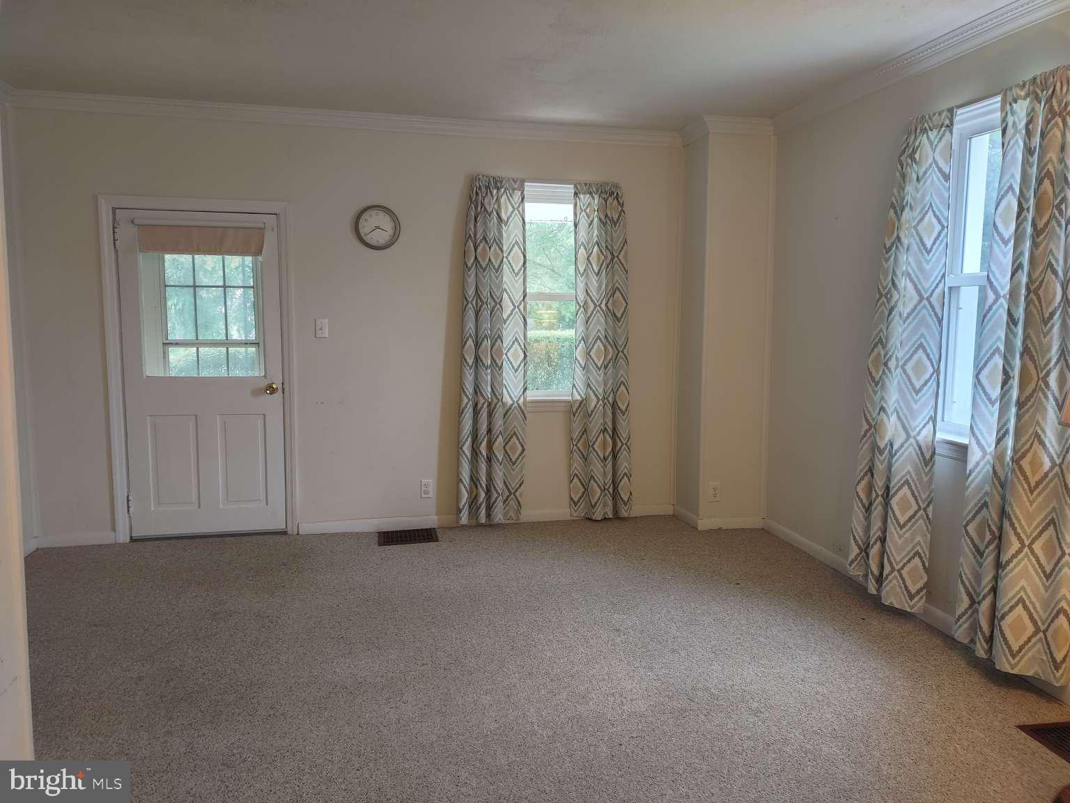 762 Paradise Road York, PA 17406 - Photo 10 of 19 Gallery Image 10