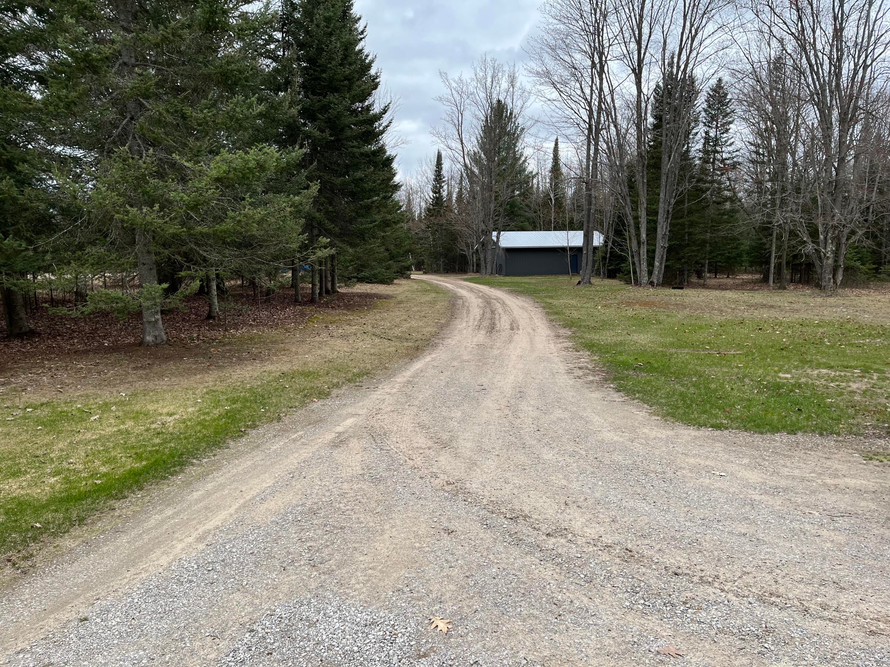 1407 Willick Road Gaylord, MI 49735 - Photo 9 of 42 Gallery Image 9