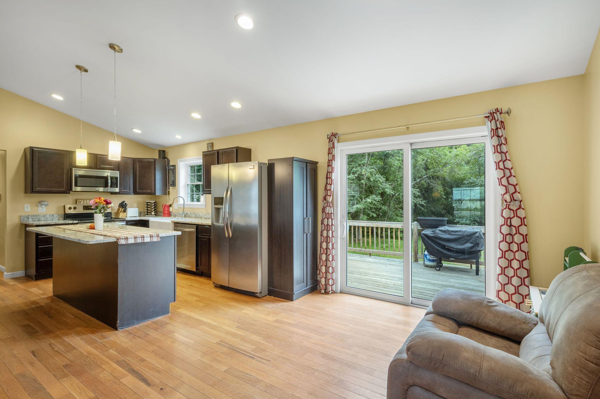 363 Lebanon Road North Berwick, ME 03906 - Photo 16 of 43 363_Lebanon_Rd_046