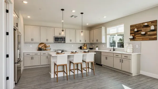 $785,455 | 3246 Oak Trl Drive, Manteca, CA 95337