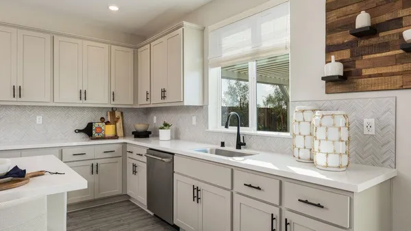 $785,455 | 3246 Oak Trl Drive, Manteca, CA 95337