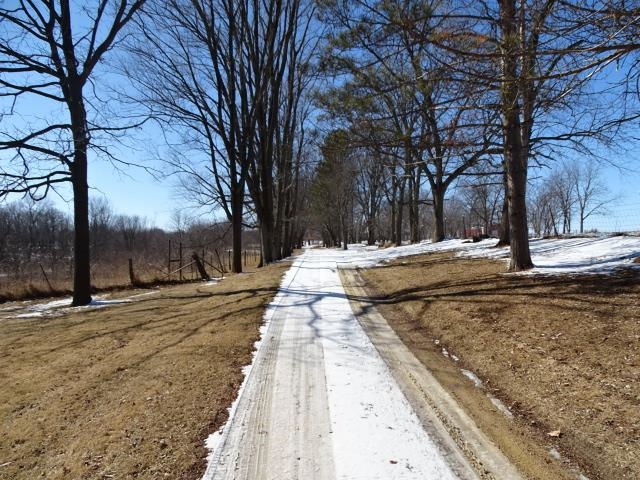 2182 North Flansburg Road Freeport, IL 61032 - Photo 2 of 23 a view of road with trees