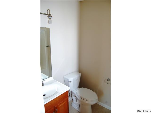 2231 Meadecroft Road Charlotte, NC 28214 - Photo 11 of 16 Gallery Image 11