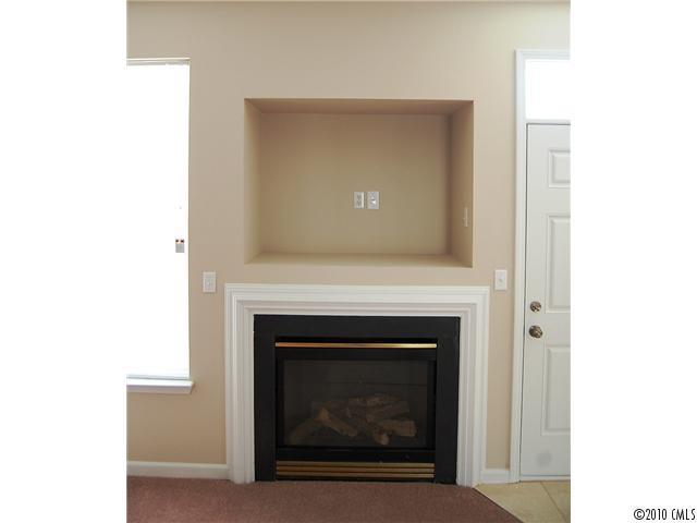 2231 Meadecroft Road Charlotte, NC 28214 - Photo 9 of 16 Gallery Image 9