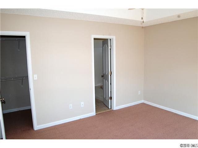 2231 Meadecroft Road Charlotte, NC 28214 - Photo 10 of 16 Gallery Image 10
