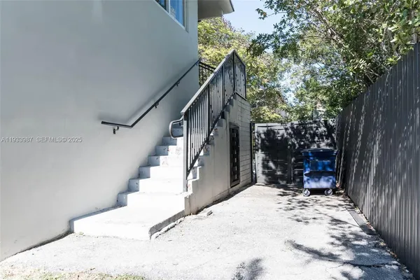 a view of entryway
