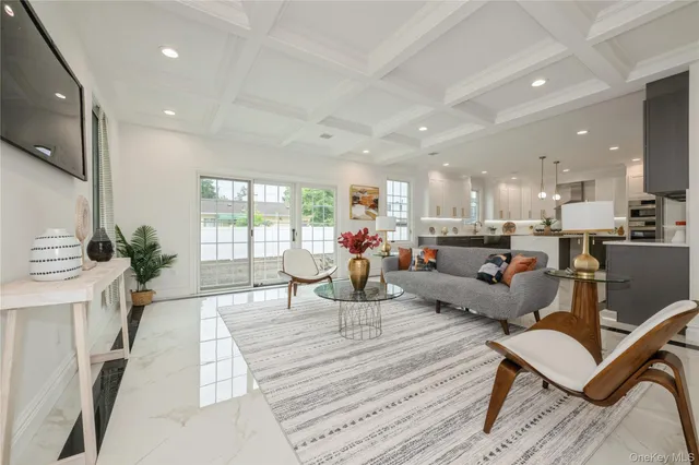 $1,649,999 | 17 East Avenue, Hicksville, NY 11801