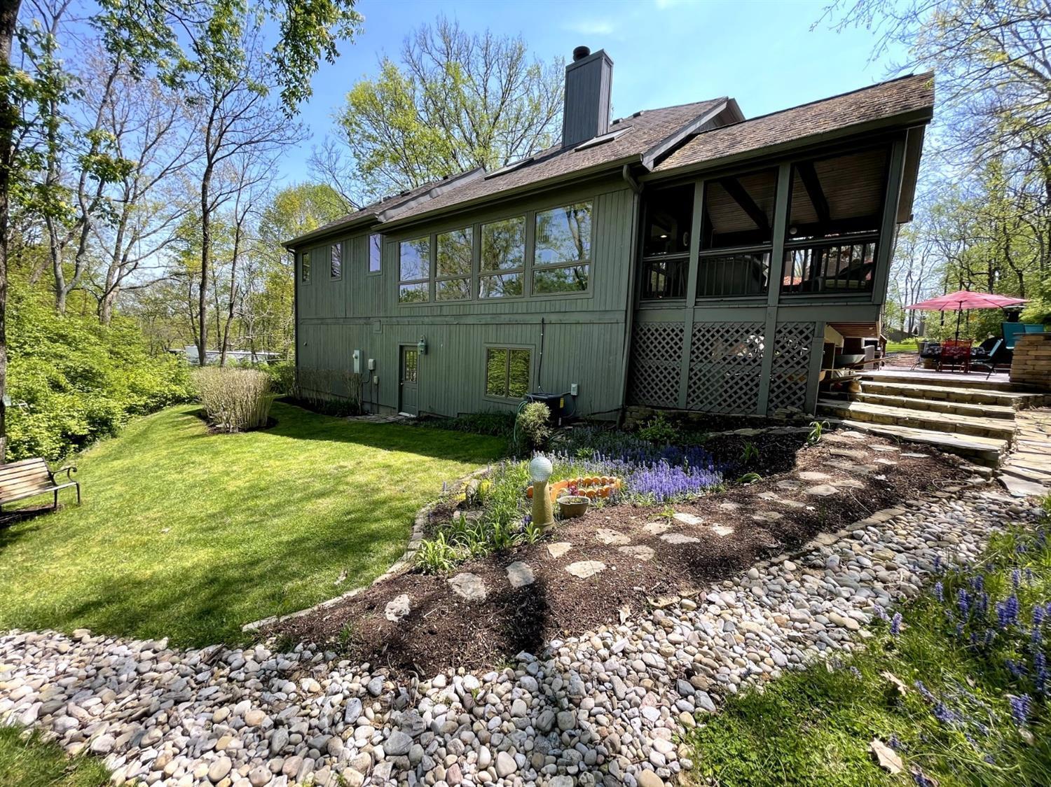 8286 Bridle Road Cincinnati, OH 45244 - Photo 11 of 48