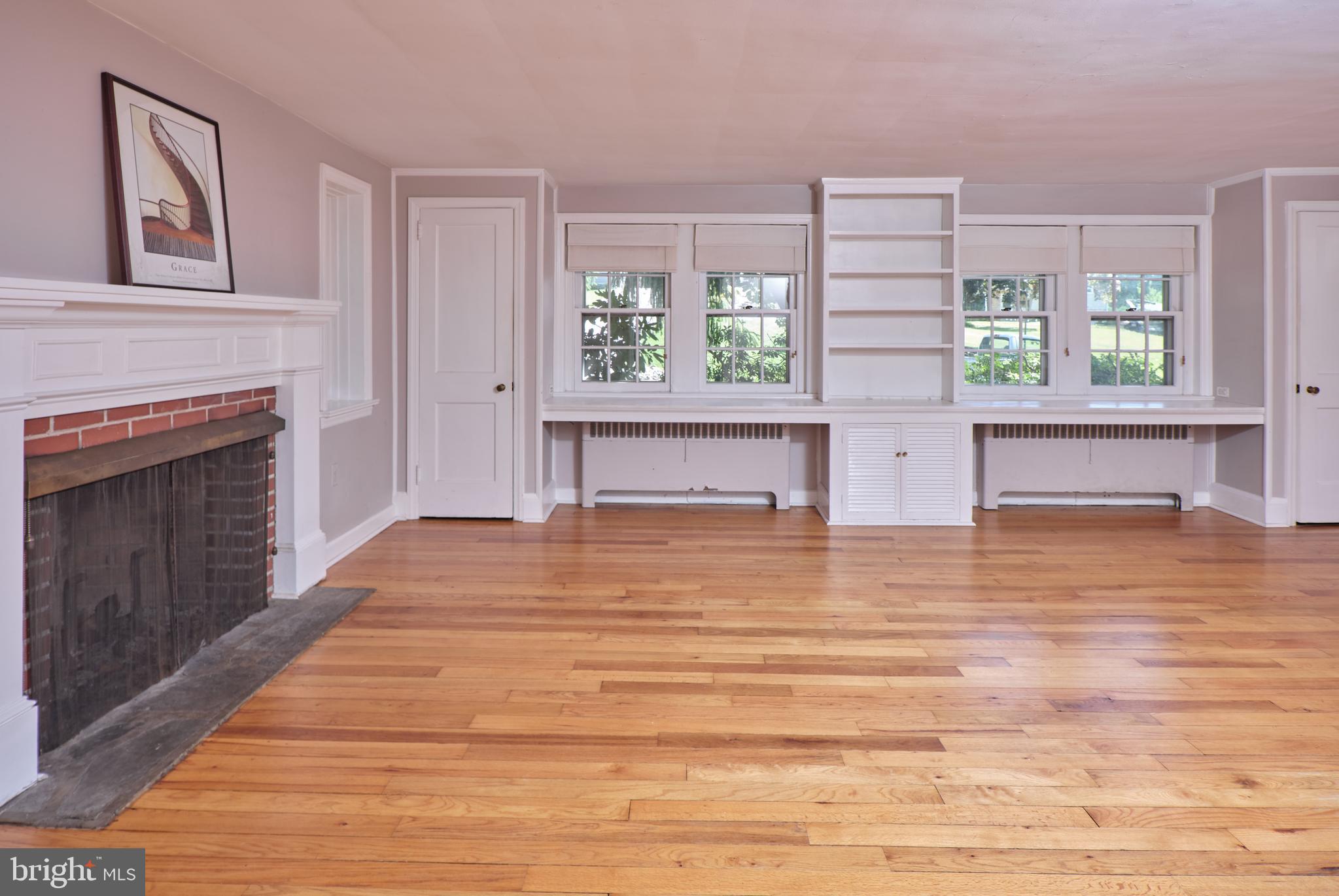 132 Beulah Road Doylestown, PA 18901 - Photo 12 of 29 Living room with built ins