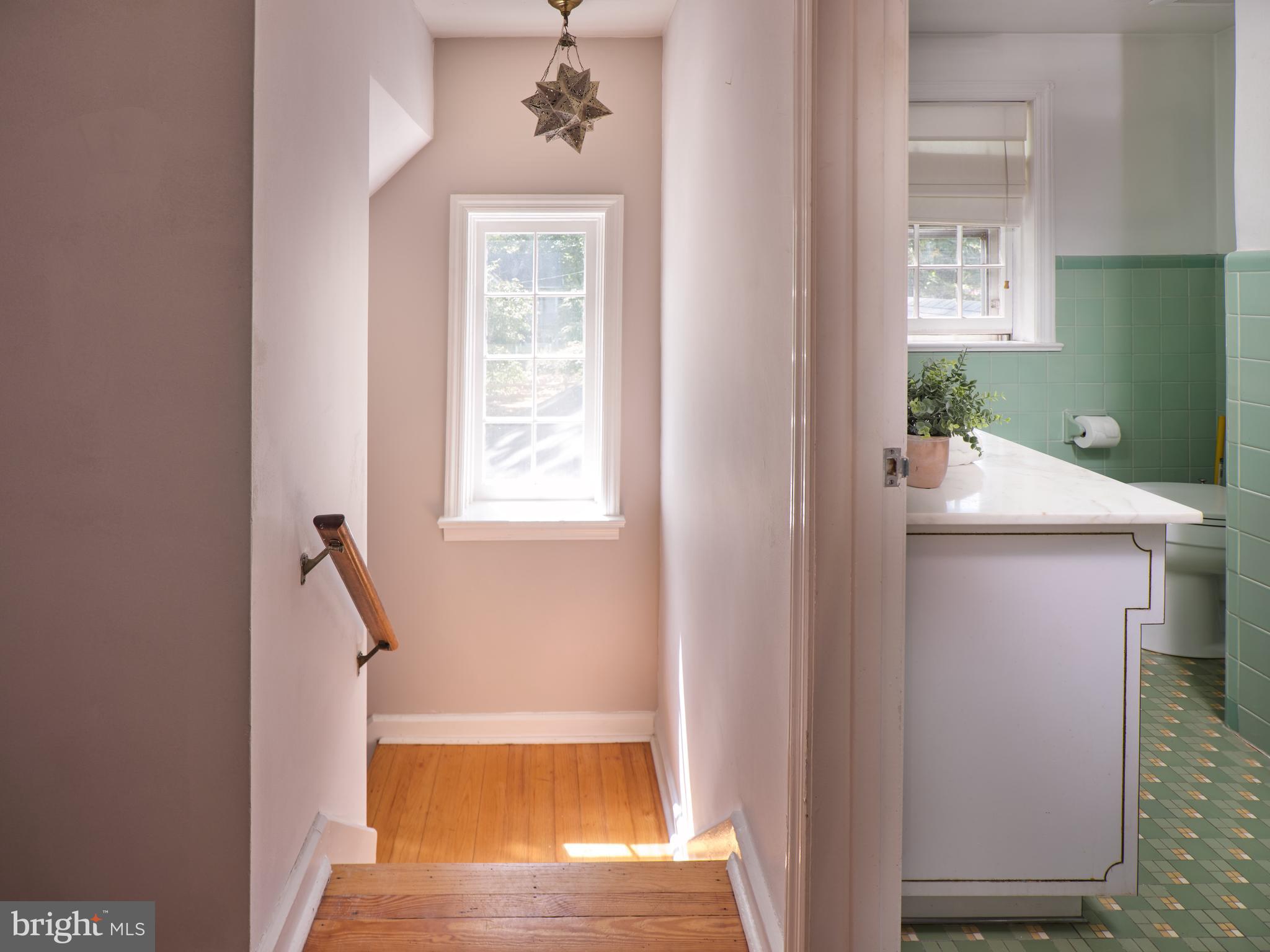 132 Beulah Road Doylestown, PA 18901 - Photo 19 of 29 Stairwell
