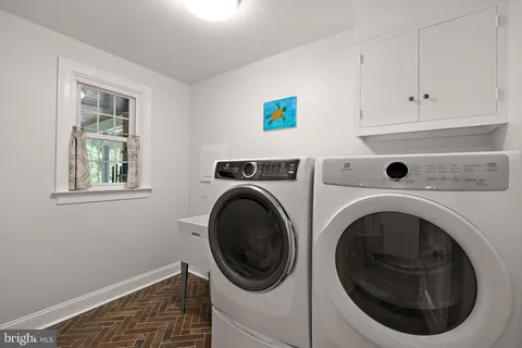 $995,000 | 542 Kerfoot Farm Road, Wilmington, DE 19803