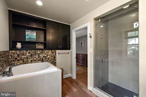 $995,000 | 542 Kerfoot Farm Road, Wilmington, DE 19803