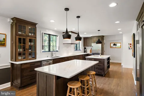 $995,000 | 542 Kerfoot Farm Road, Wilmington, DE 19803