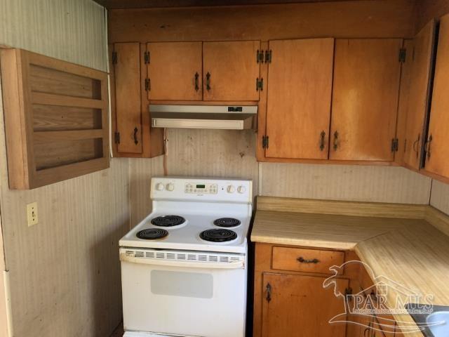 3281 Mason Road Walnut Hill, FL 32568 - Photo 23 of 41 a utility room with dryer and washer
