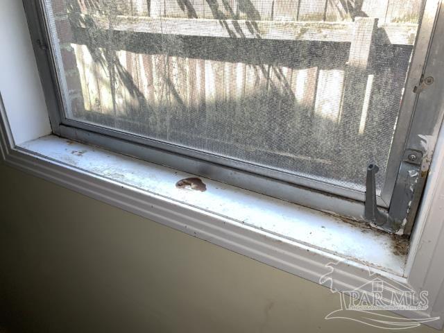 3281 Mason Road Walnut Hill, FL 32568 - Photo 37 of 41 a view of a window