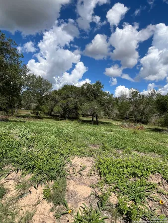 $69,000 | Lot D 497 Cr 124, Floresville, TX 78114