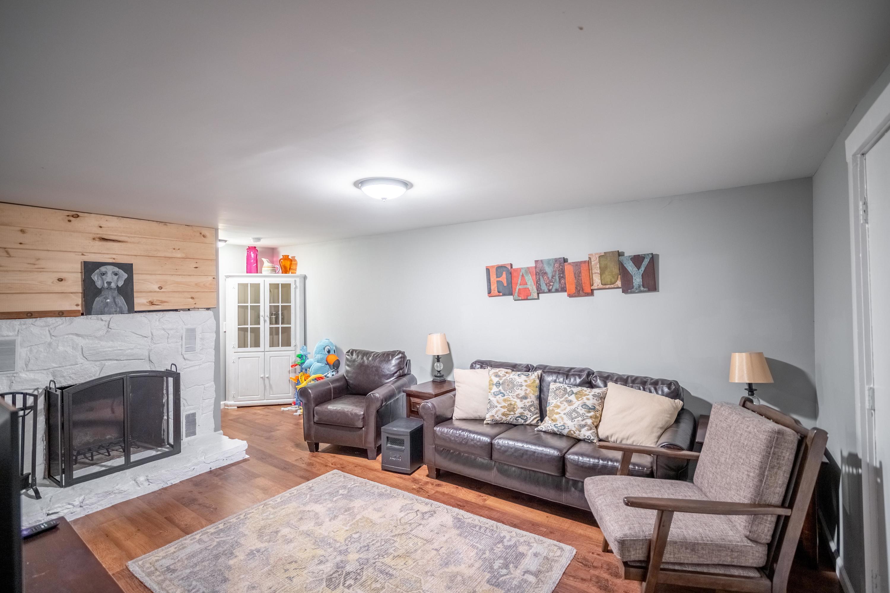 444 Cheshire Road Pittsfield, MA 01201 - Photo 16 of 25 444Cheshire-2