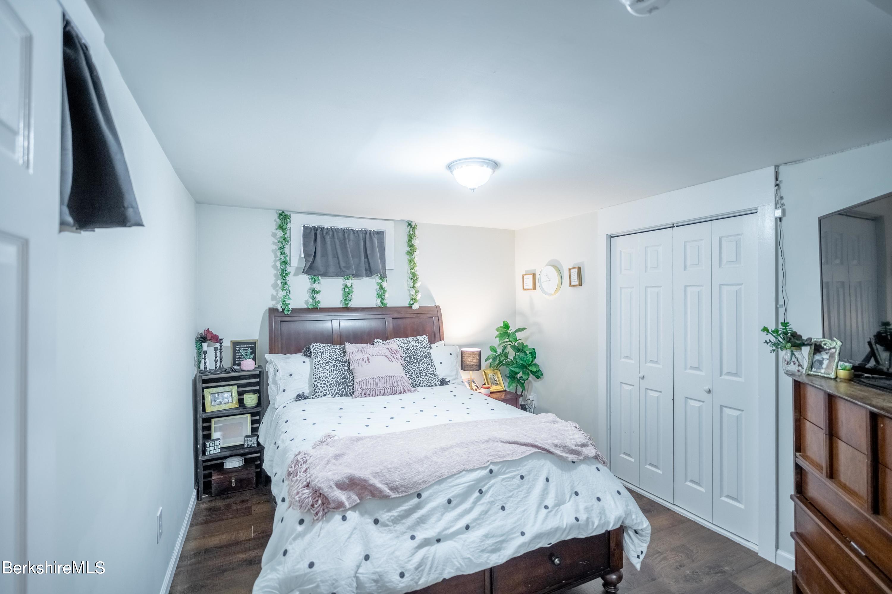 444 Cheshire Road Pittsfield, MA 01201 - Photo 18 of 25 444Cheshire-3