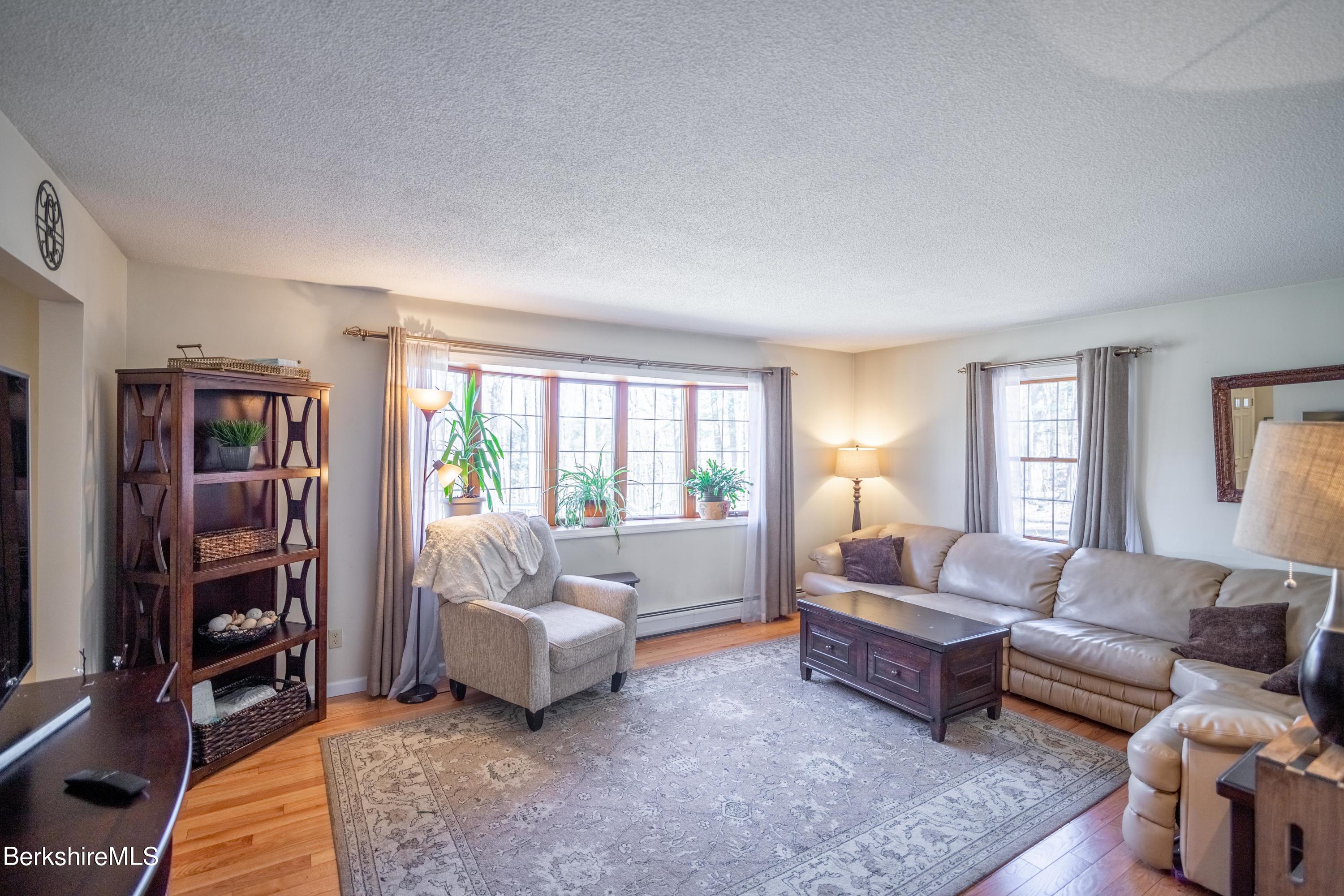444 Cheshire Road Pittsfield, MA 01201 - Photo 8 of 25 444Cheshire-28