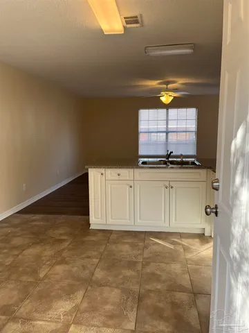 $1,100 | 9916 Guidy Lane, Unit 502, Pensacola, FL 32514