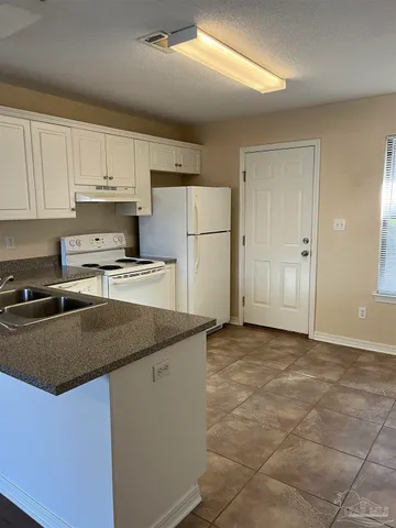 $1,100 | 9916 Guidy Lane, Unit 502, Pensacola, FL 32514