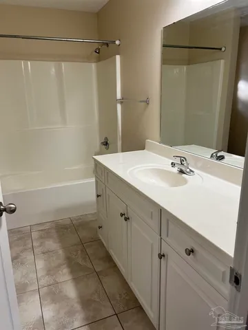 $1,100 | 9916 Guidy Lane, Unit 502, Pensacola, FL 32514