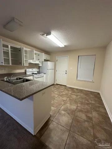 $1,100 | 9916 Guidy Lane, Unit 502, Pensacola, FL 32514