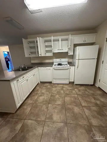 $1,100 | 9916 Guidy Lane, Unit 502, Pensacola, FL 32514