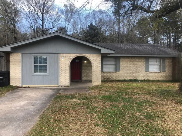 $1,395 | 575 Moreland Street, Vidor, TX 77662