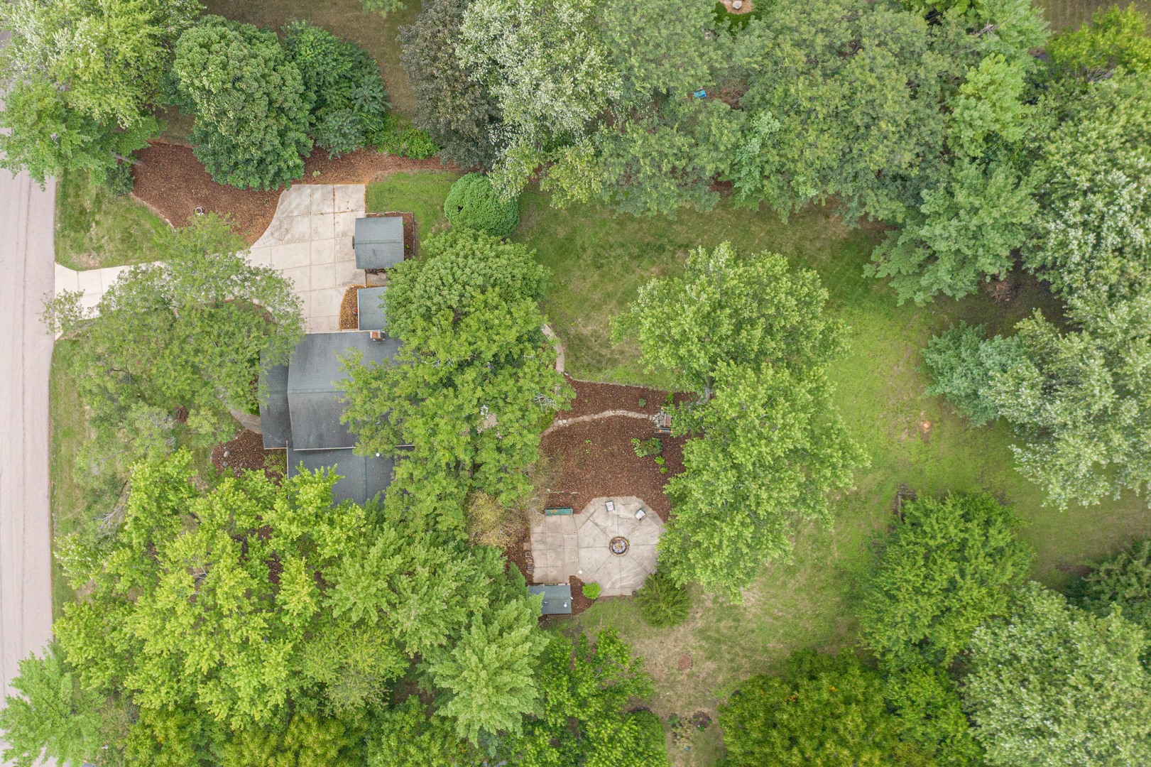 7N730 Sycamore Road St. Charles, IL 60175 - Photo 36 of 40 an aerial view of a house with a yard