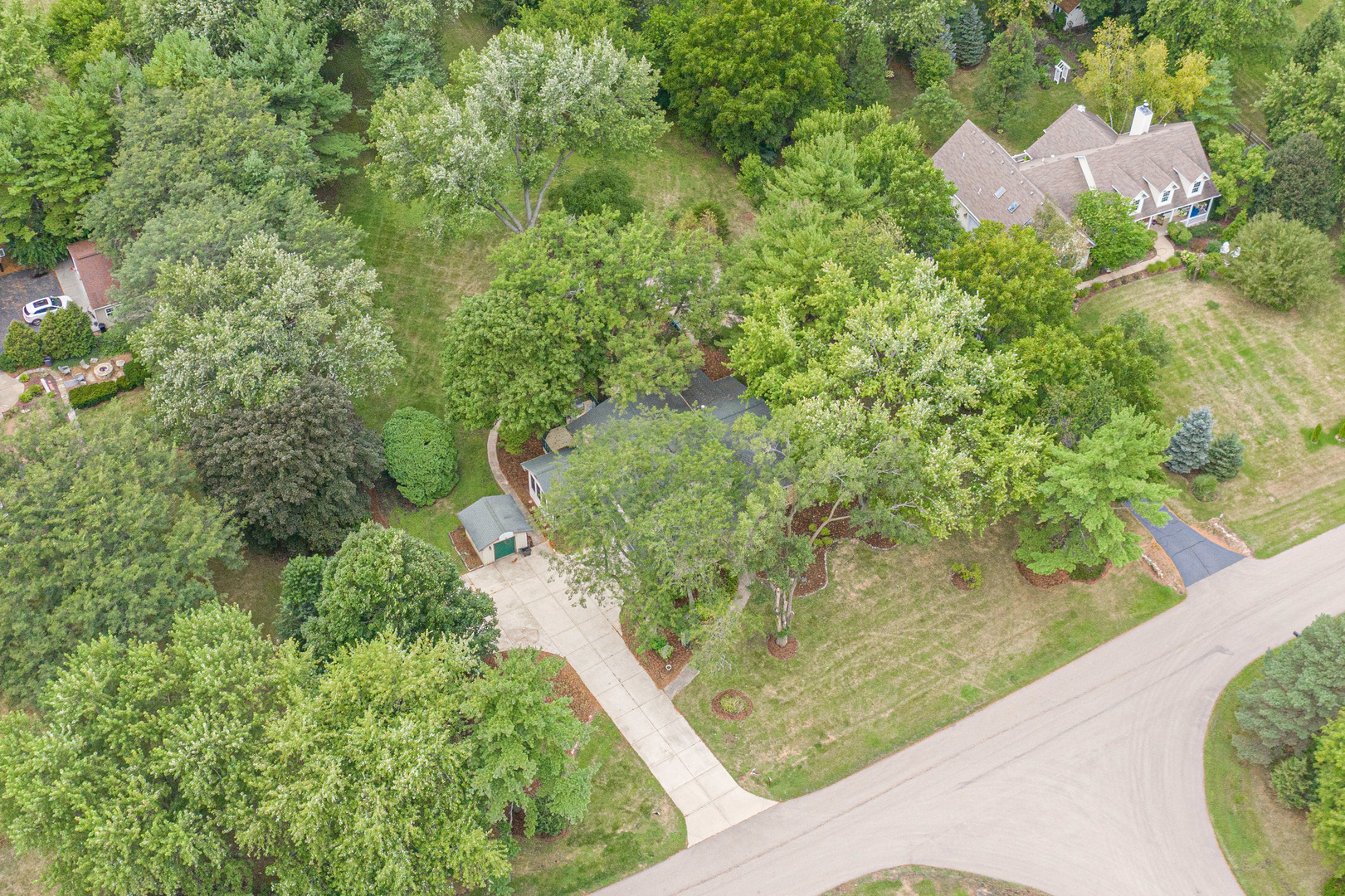 7N730 Sycamore Road St. Charles, IL 60175 - Photo 39 of 40 a view of a backyard of a house