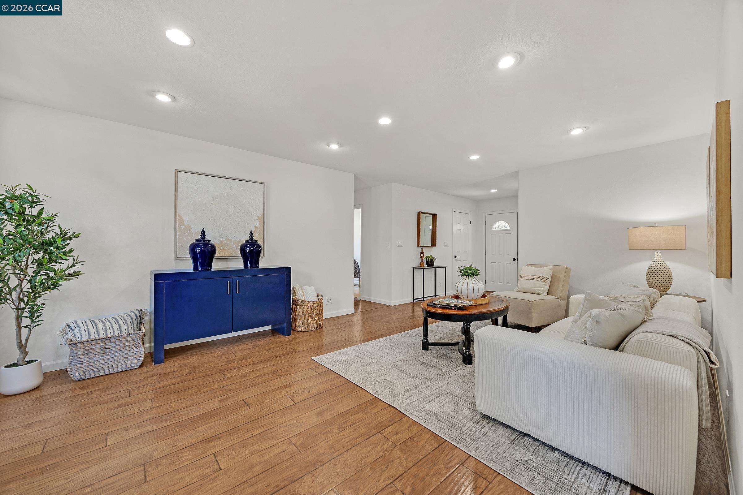 1730 Elm Road Concord, CA 94519 - Photo 19 of 44