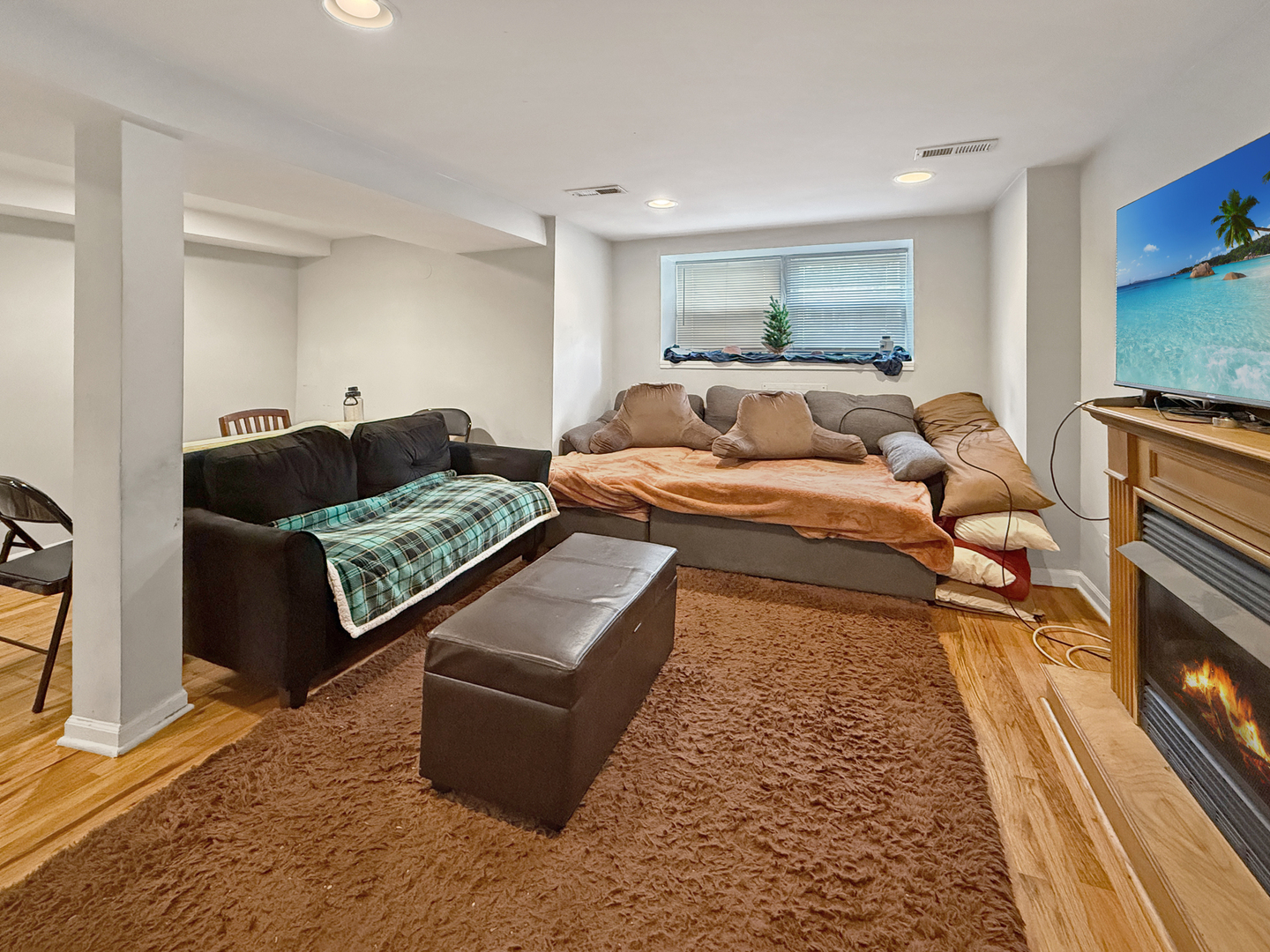 1513 West Addison Street Chicago, IL 60613 - Photo 22 of 33