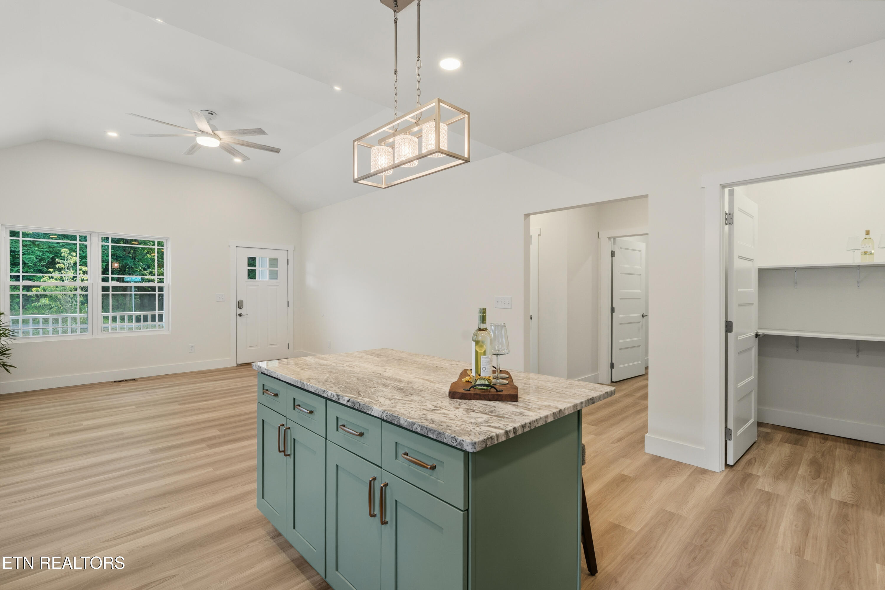 3442 Gap Road Knoxville, TN 37921 - Photo 12 of 35 DSC00103