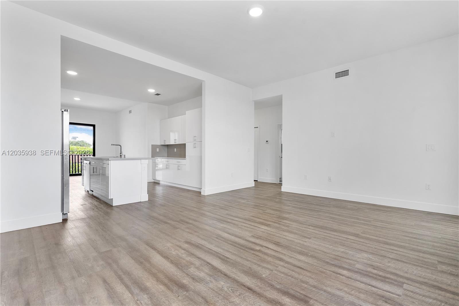 440 East 16th Street, Unit 436 Hialeah, FL 33010 - Photo 12 of 31
