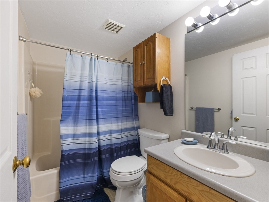 360 Littleton Road, Unit C8 Chelmsford, MA 01824 - Photo 14 of 30 Gallery Image 14
