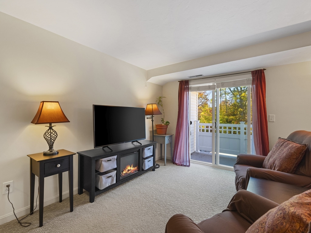 360 Littleton Road, Unit C8 Chelmsford, MA 01824 - Photo 3 of 30 Gallery Image 3
