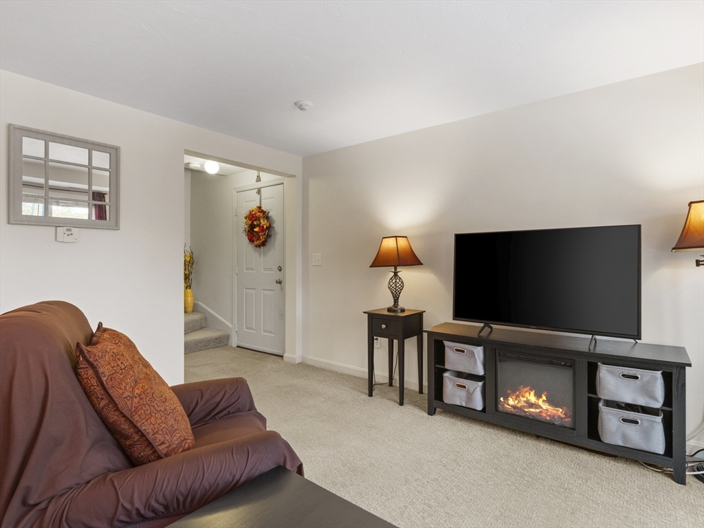 360 Littleton Road, Unit C8 Chelmsford, MA 01824 - Photo 6 of 30 Gallery Image 6