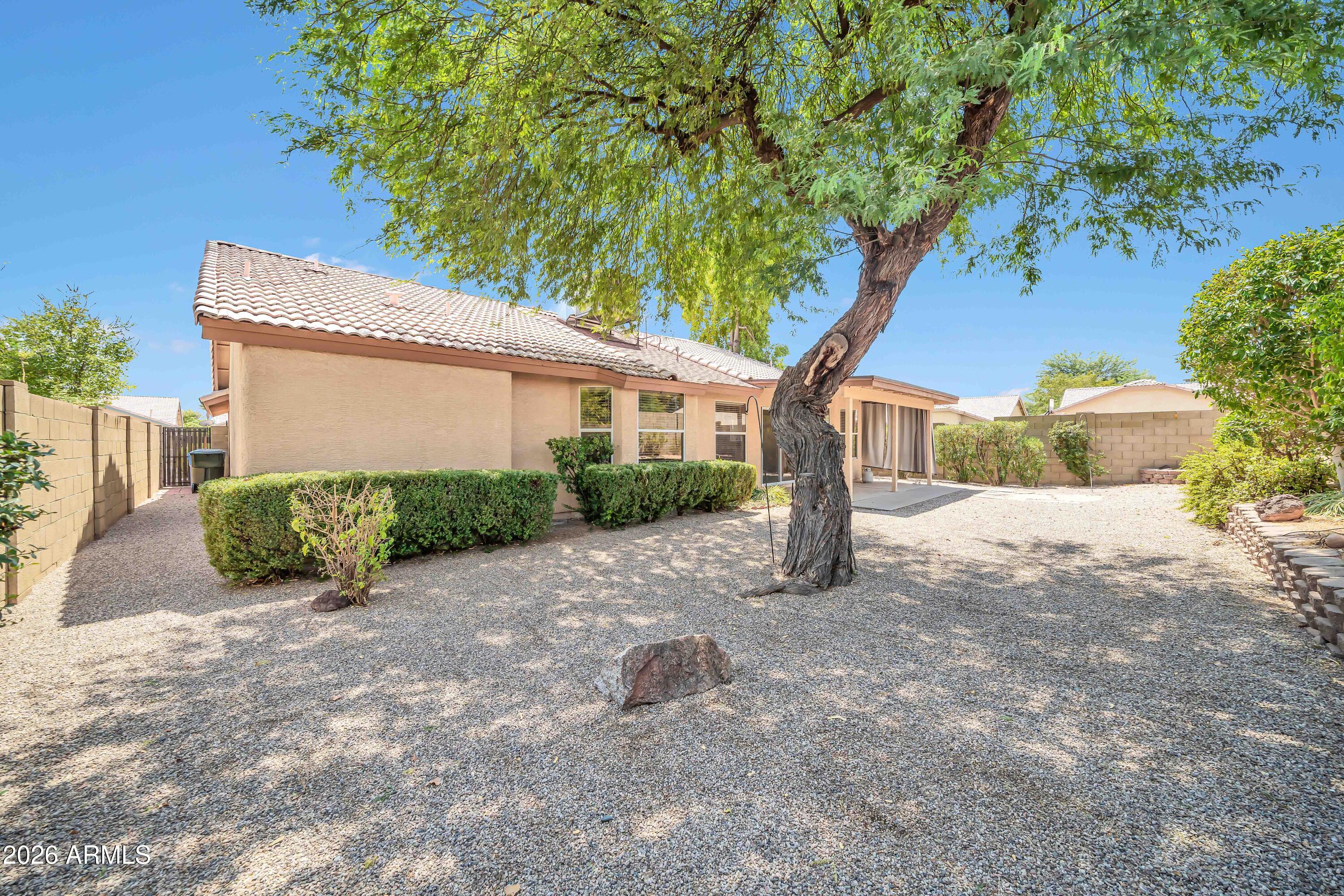4502 East St John Road Phoenix, AZ 85032 - Photo 42 of 45 4502 E St John Rd-40