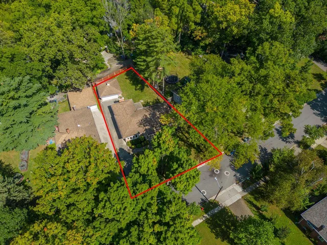 $439,000 | 3224 Lakewood Drive, Ann Arbor, MI 48103