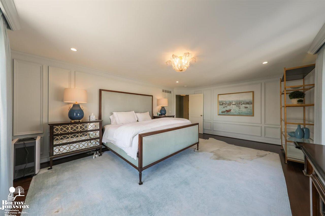 9 Stratton Place Grosse Pointe Shores, MI 48236 - Photo 46 of 68