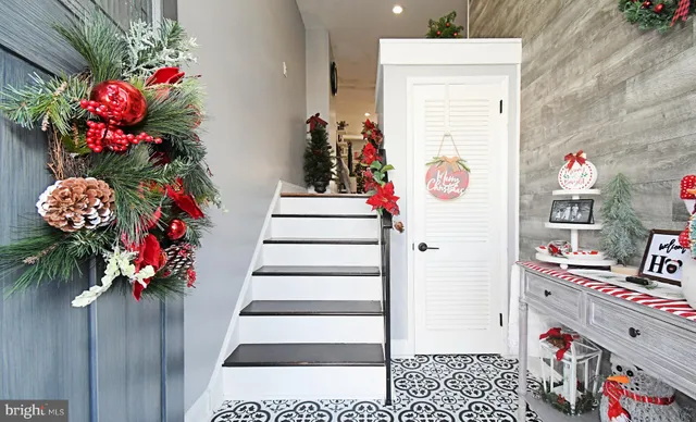 $347,000 | 3568 Gloucester Lane, Philadelphia, PA 19114