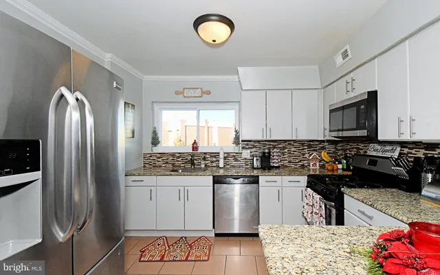 $347,000 | 3568 Gloucester Lane, Philadelphia, PA 19114