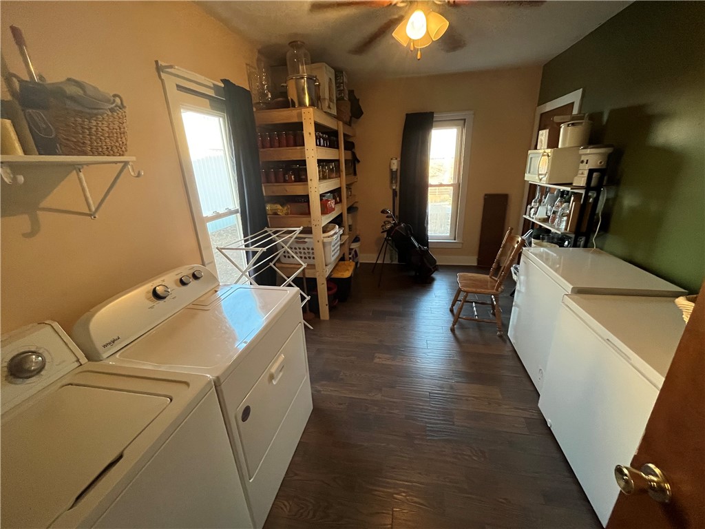 1011 Cr 1600e Road Sullivan, IL 61951 - Photo 27 of 41 Gallery Image 27