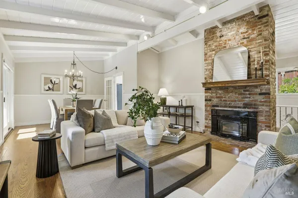 $1,399,000 | 150 Tamal Vista Drive, San Rafael, CA 94901